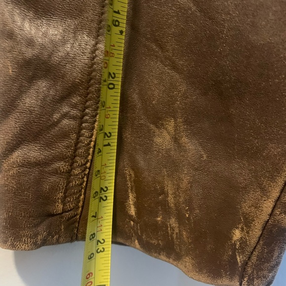 Lizwear women’s leather jacket - Picture 10 of 13